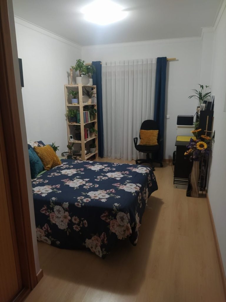 Single room boys PG in Karnal near colleges with furnished study space