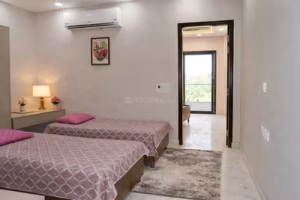 Kunj Niwas Near Sector 13 Market in Karnal