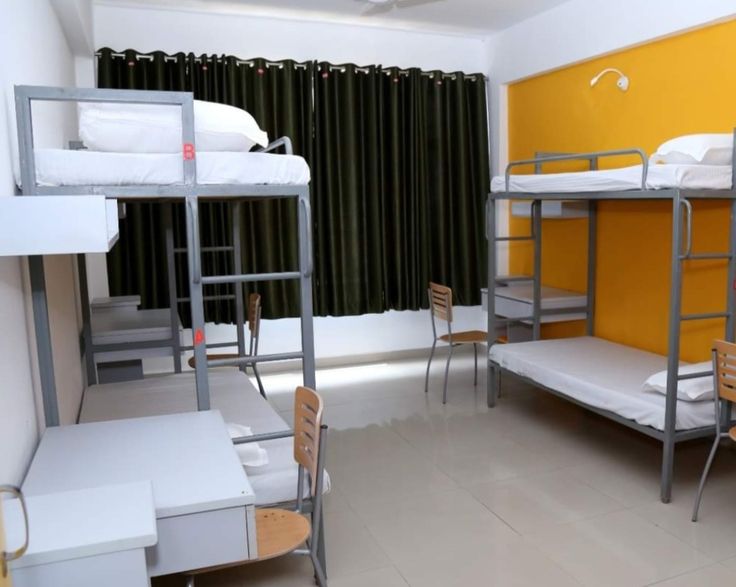 Accommodation Near Arvind Hospital
