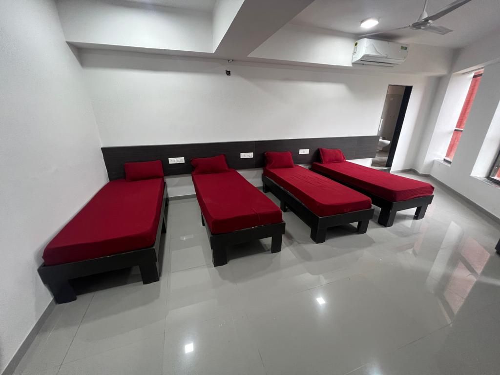 Girls PG in Karnal with study room and peaceful environment