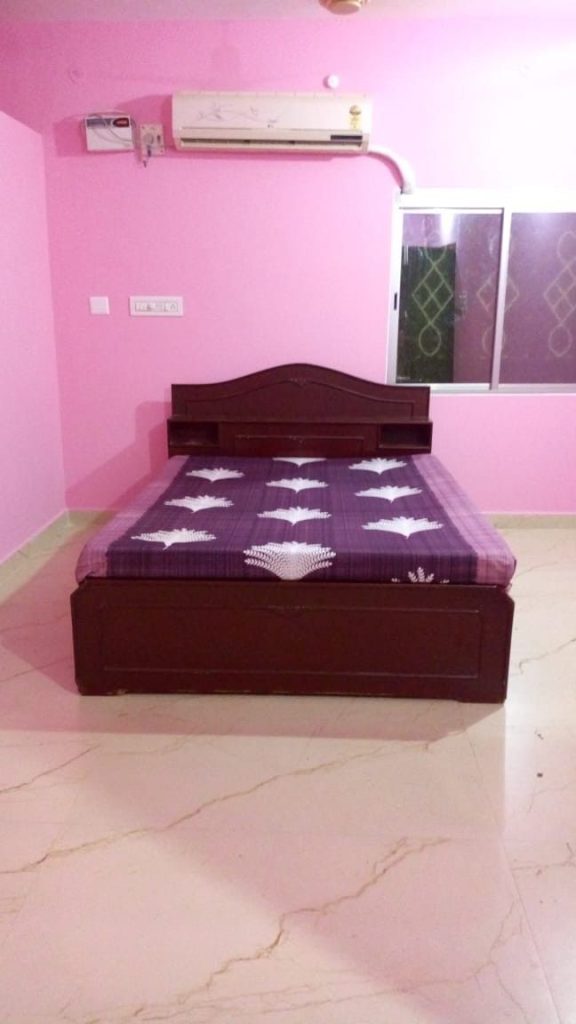 Girls PG near colleges in Karnal with convenient student location