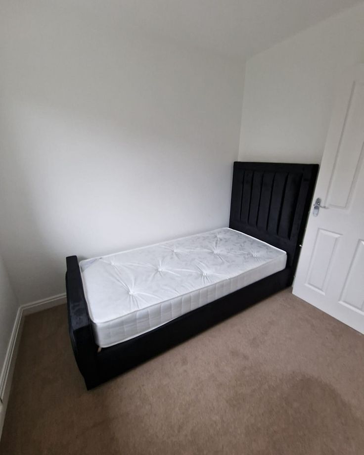 Affordable PG in Karnal near Pavan Valmiki Chowk
