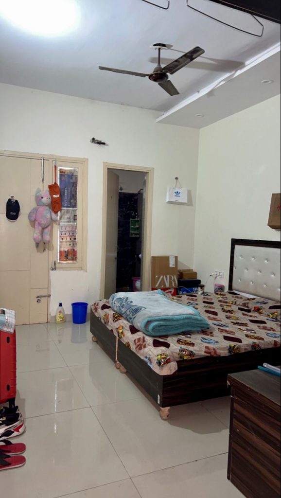 Girls PG in Karnal with food and furnished accommodation