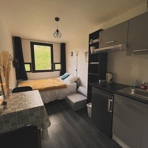 Best boys PG in Karnal with furnished rooms and modern facilities
