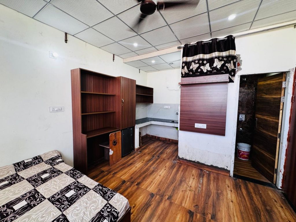 Best Girls PG Near Sector 9 Park in Karnal