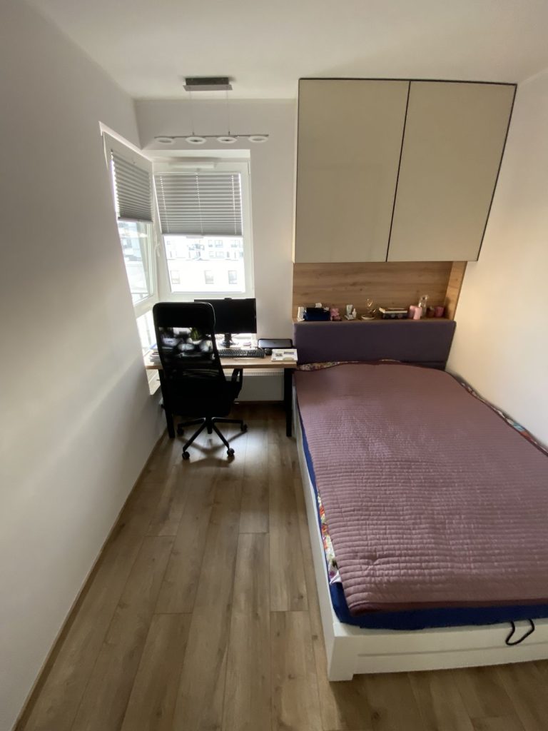 A student-friendly PG accommodation concept in Karnal featuring a furnished room, study setup, Wi-Fi, security, housekeeping, and convenient facilities for MBA and engineering students.