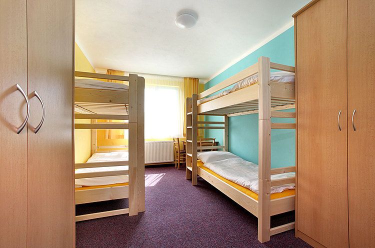 Room with Parking Near Me in Karnal