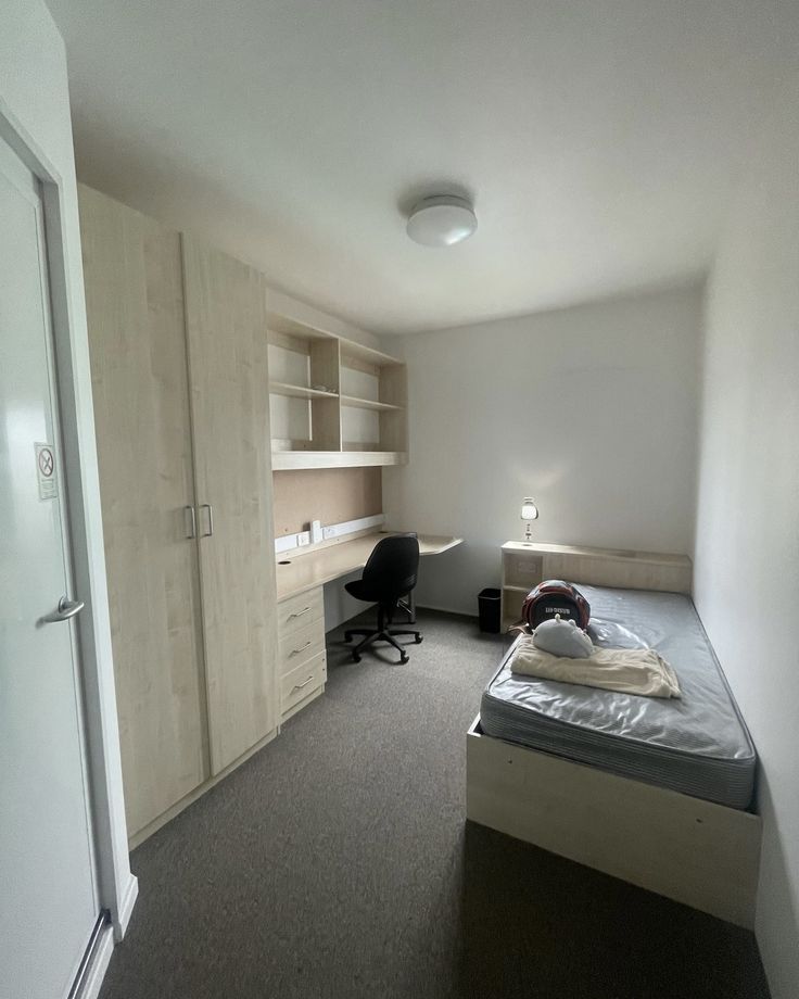 A clean furnished PG room in Karnal representing housekeeping services, regular room cleaning, bathroom maintenance, common-area cleaning, and comfortable student and professional accommodation.