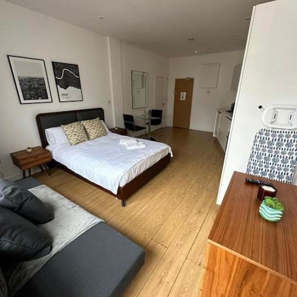 Boys PG near Mughal Canal Karnal with furnished room